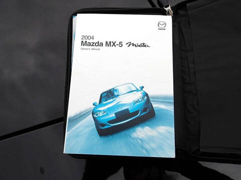 2004 Mazda MX-5 Miata