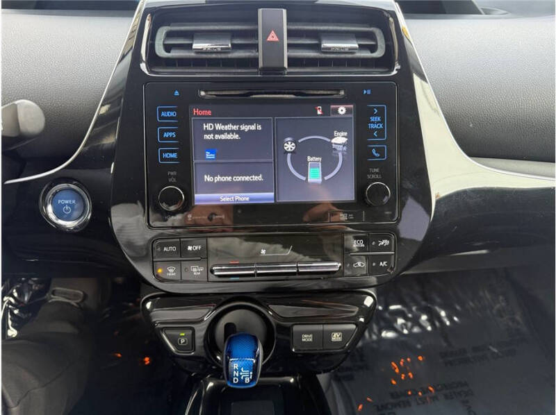 2017 Toyota Prius Three Touring