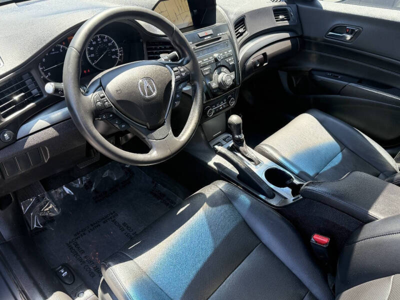 2014 Acura ILX 2.0L w/Tech