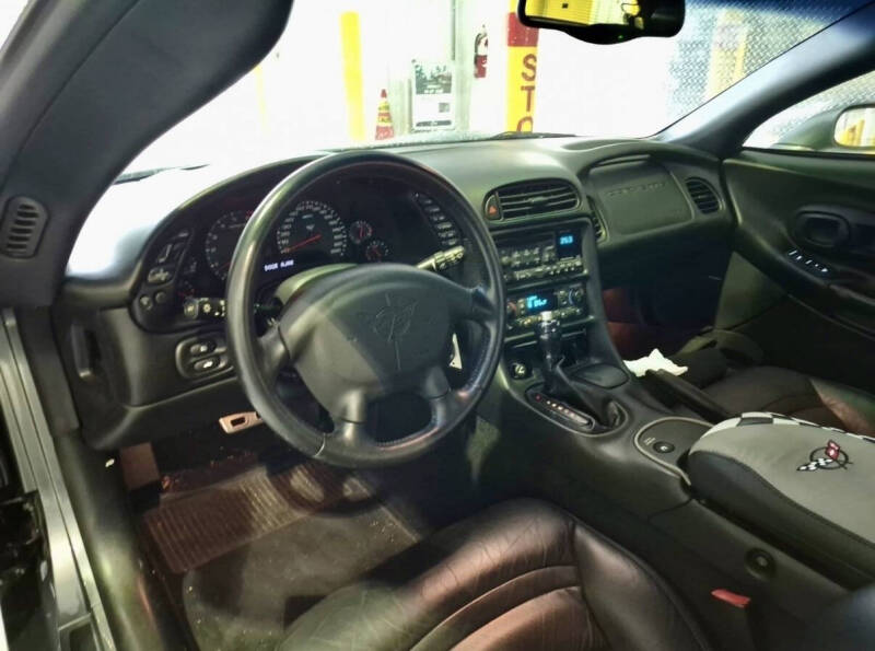 2004 Chevrolet Corvette