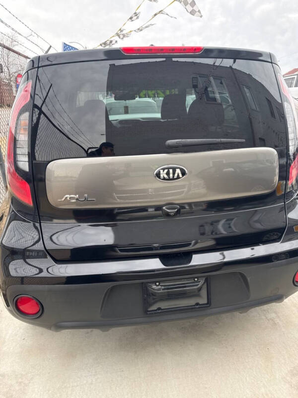 2018 Kia Soul +