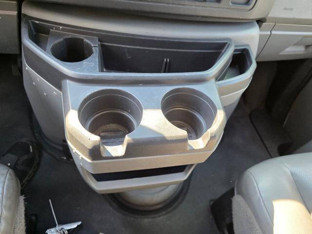 2010 Ford E-Series E-250