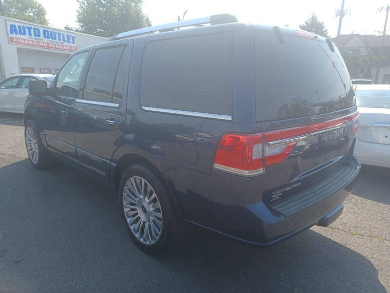 2017 Lincoln Navigator Select