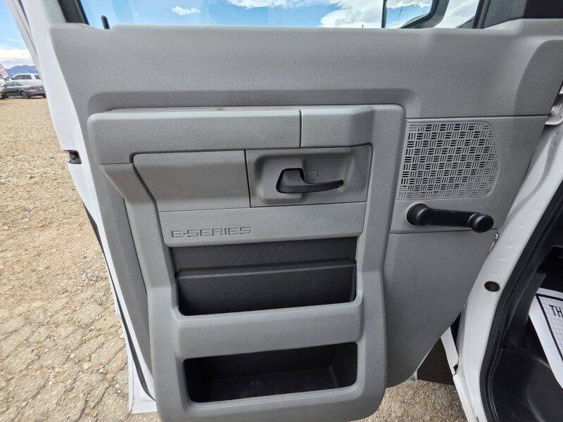 2014 Ford E-Series