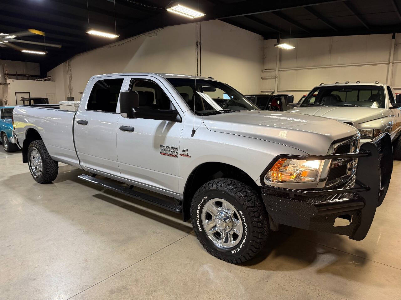 2016 RAM 3500 Tradesman Crew Cab LB 4WD
