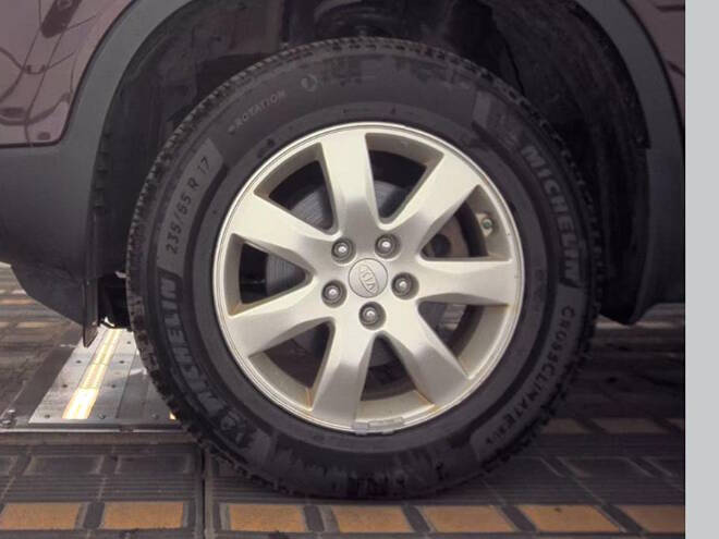 2011 Kia Sorento LX