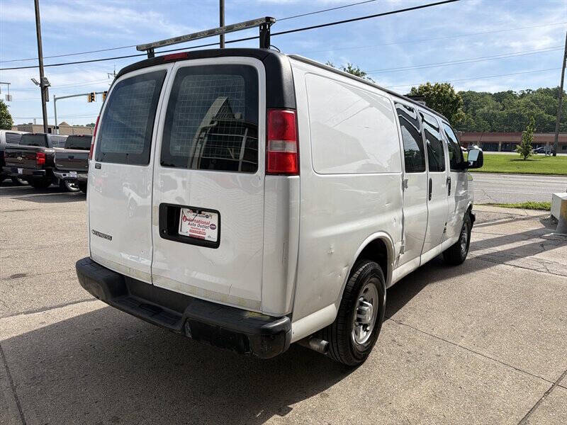 2017 Chevrolet Express 2500