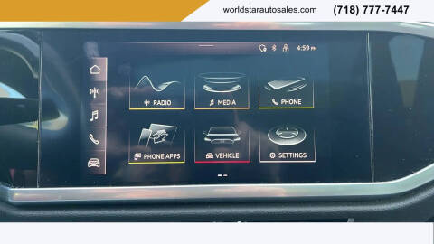 2022 Audi Q3 quattro Premium Plus 40 TFSI