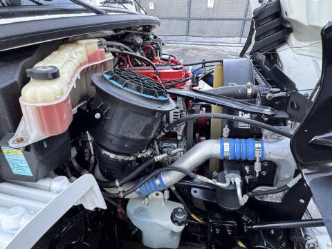 2019 Freightliner M2 106