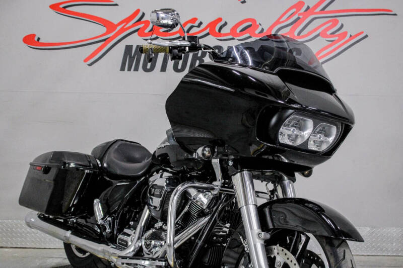 2017 Harley-Davidson Road Glide Special