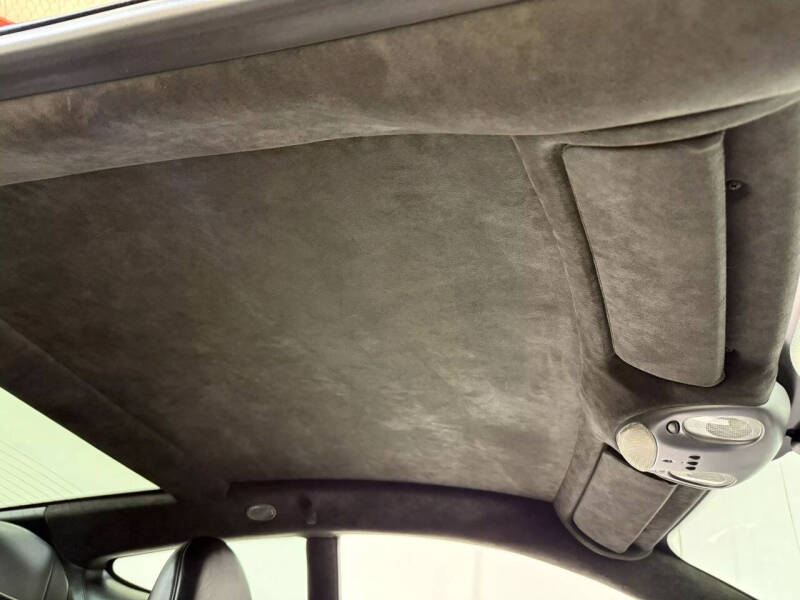 2006 Aston Martin V12 Vanquish S