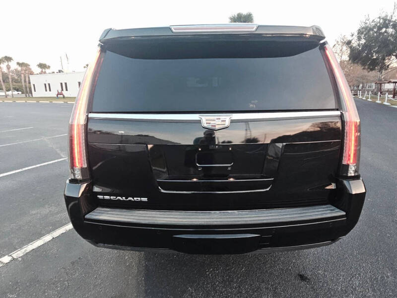 2017 Cadillac Escalade ESV Premium Luxury