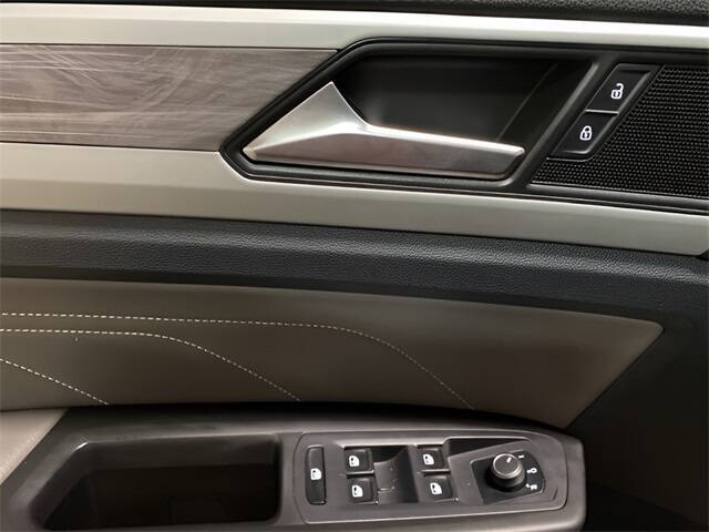 2022 Volkswagen Atlas Cross Sport V6 SE