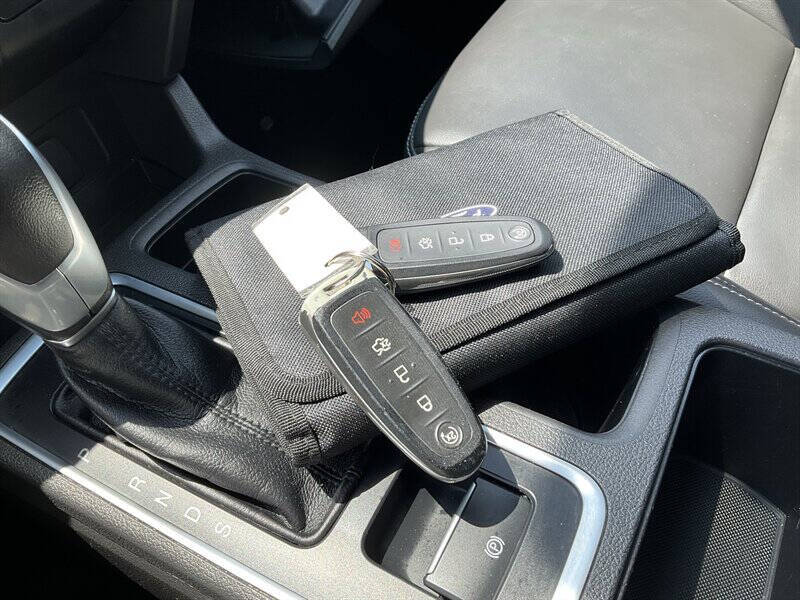 2019 Ford Escape SEL