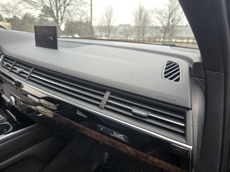 2017 Audi Q7 2.0T quattro Premium Plus