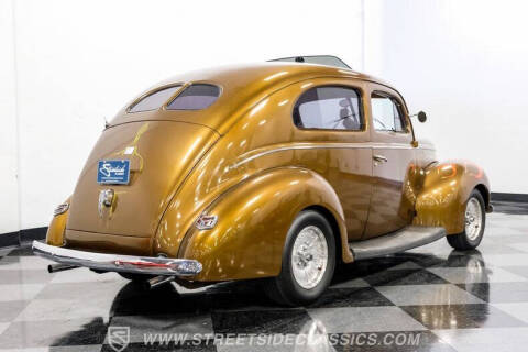 1940 Ford Deluxe