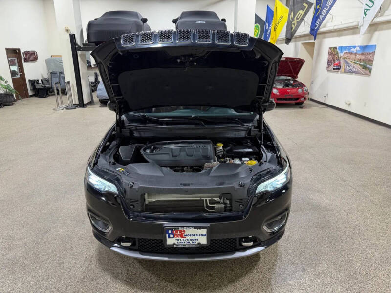 2019 Jeep Cherokee Overland