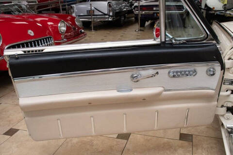 1962 Ford Thunderbird