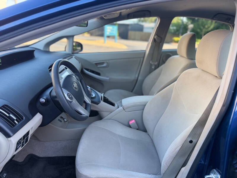 2011 Toyota Prius Three