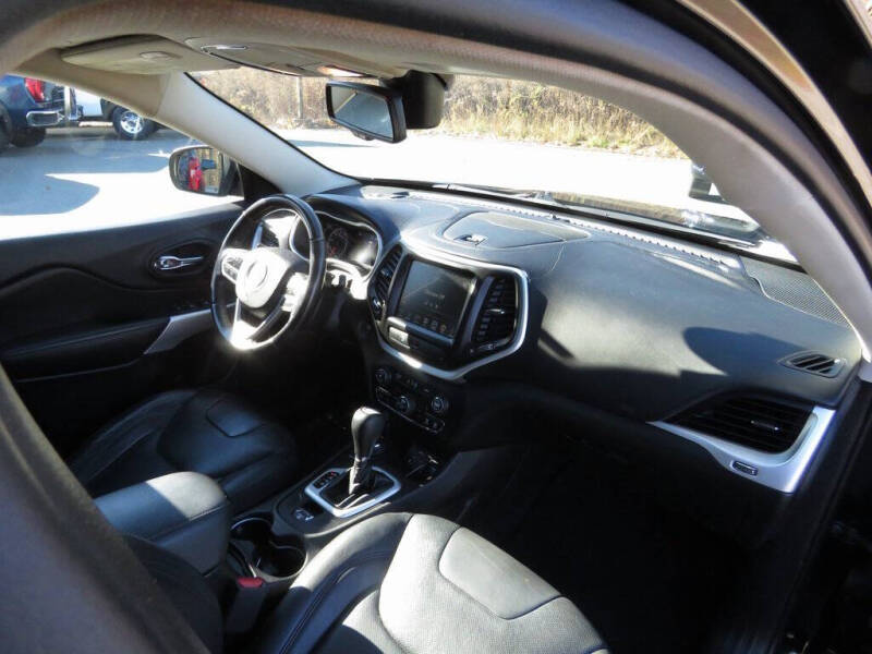 2018 Jeep Cherokee Overland