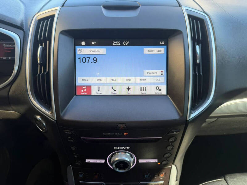 2017 Ford Edge Titanium