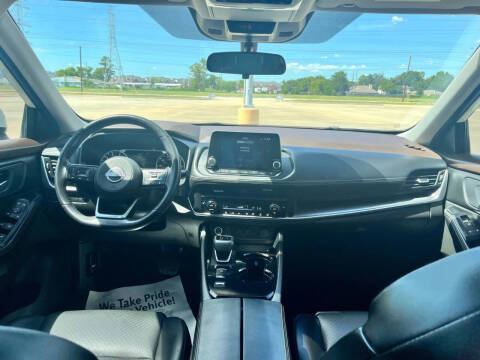 2023 Nissan Rogue SV