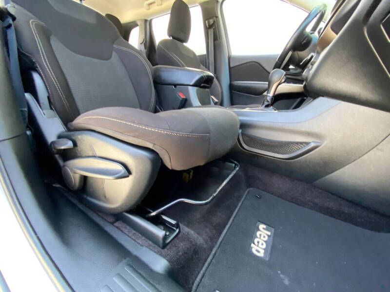 2017 Jeep Cherokee Latitude