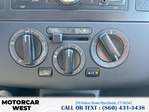 2009 Nissan Versa 1.8 S