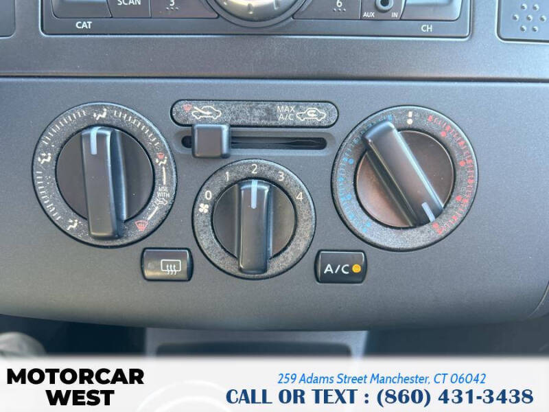 2009 Nissan Versa 1.8 S