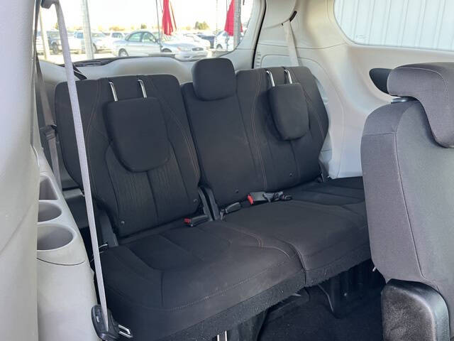 2018 Chrysler Pacifica LX