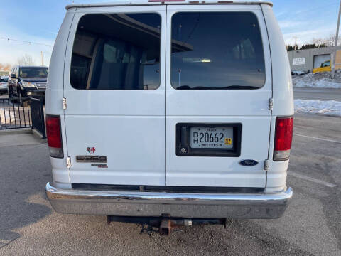 2007 Ford E-Series E-350 SD XLT