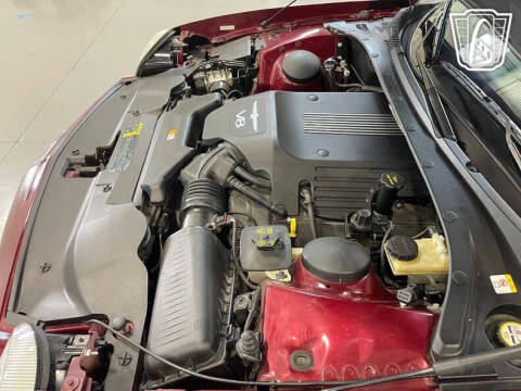 2004 Ford Thunderbird Deluxe