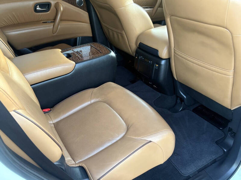 2017 Nissan Armada Platinum