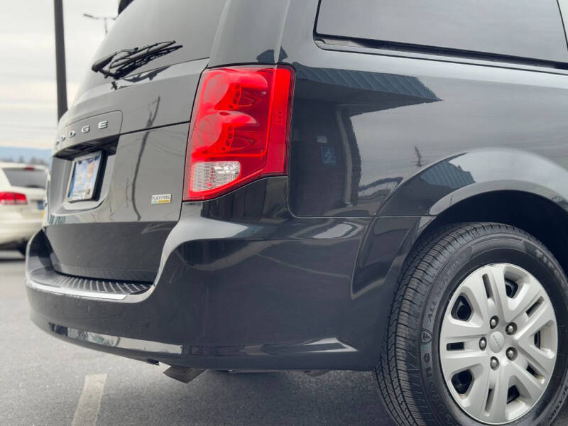 2016 Dodge Grand Caravan SE