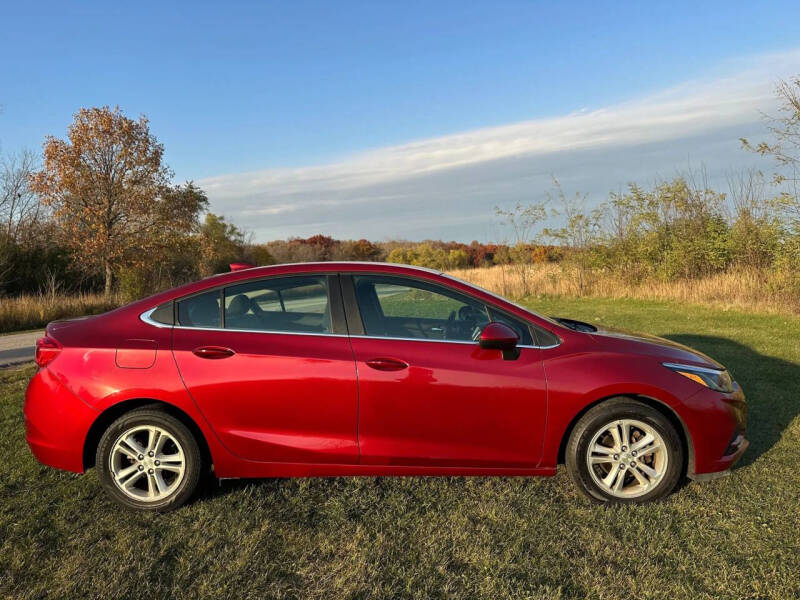 2017 Chevrolet Cruze LT Auto