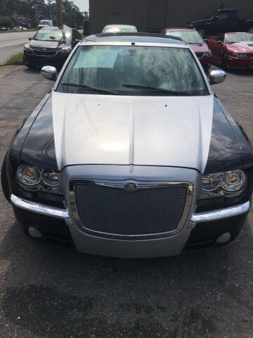 2005 Chrysler 300 for sale at Miranda's Auto LLC in Commerce GA