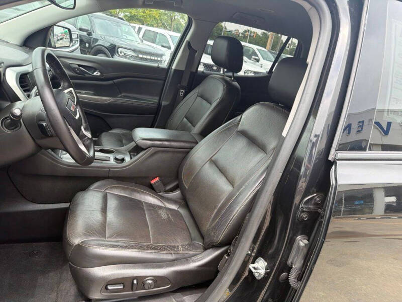 2019 GMC Acadia SLT-1