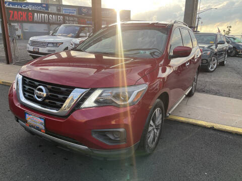 2017 Nissan Pathfinder S