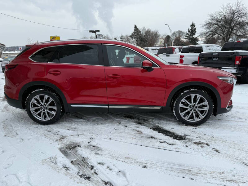 2017 Mazda CX-9 Grand Touring photo 5