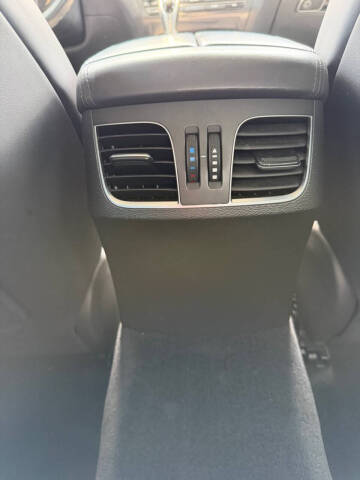 2015 Hyundai Genesis