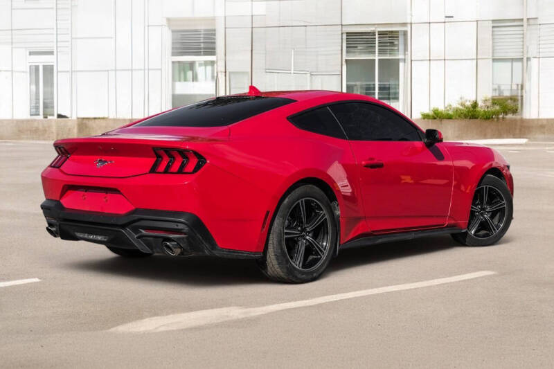 2025 Ford Mustang EcoBoost