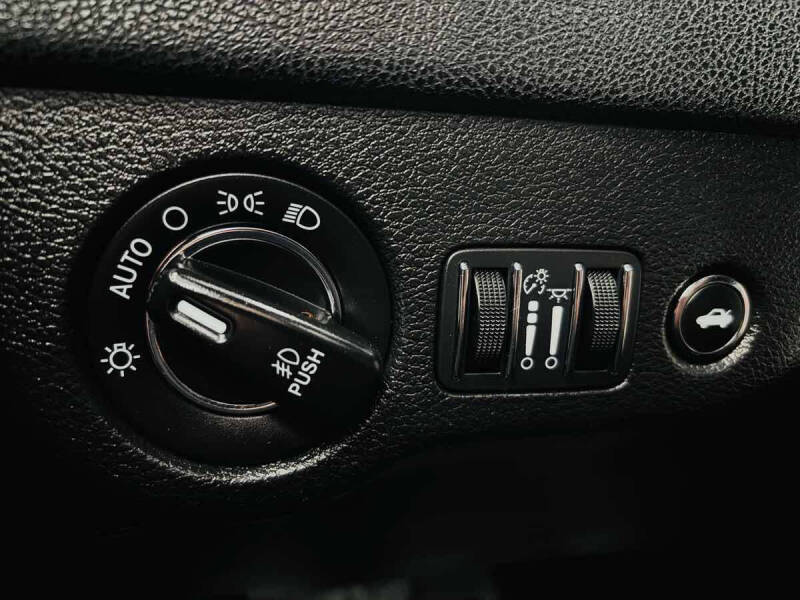 2020 Chrysler 300 S