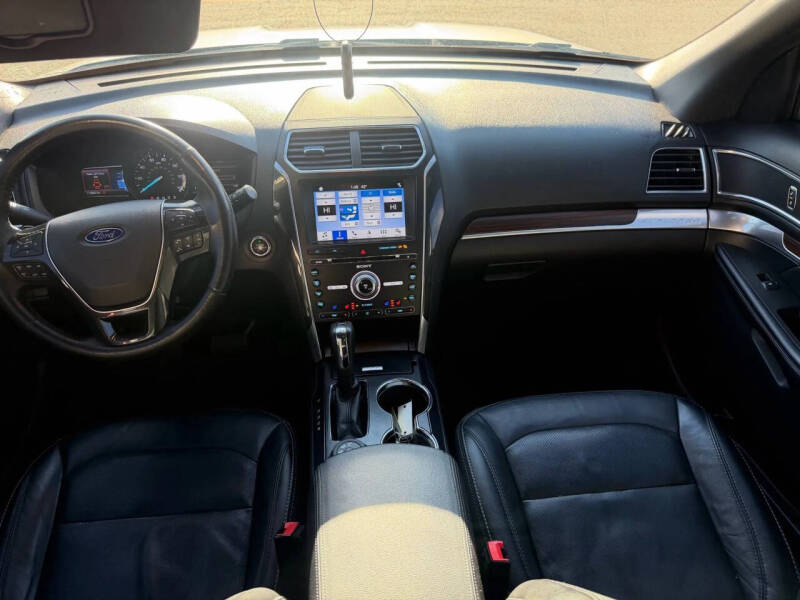 2017 Ford Explorer Limited