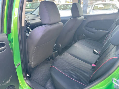 2013 Mazda MAZDA2 Touring