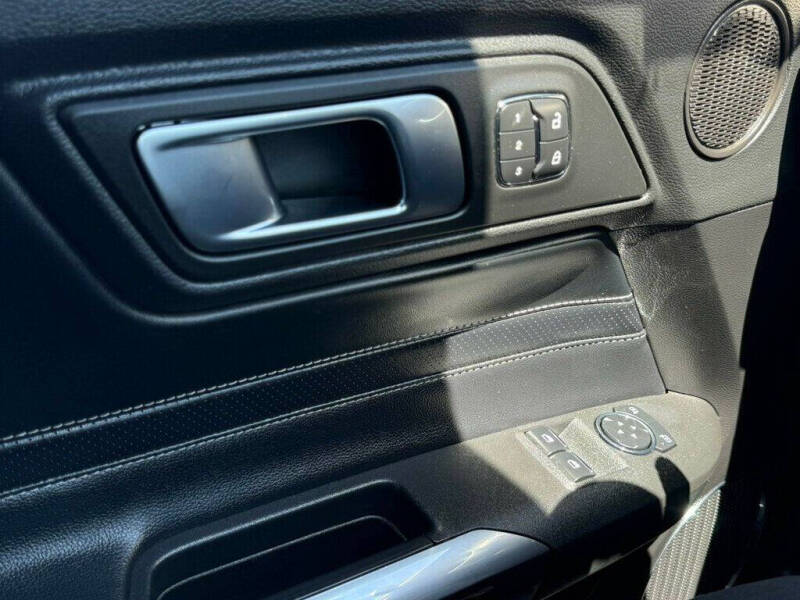 2023 Ford Mustang
