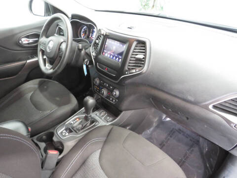 2019 Jeep Cherokee Latitude