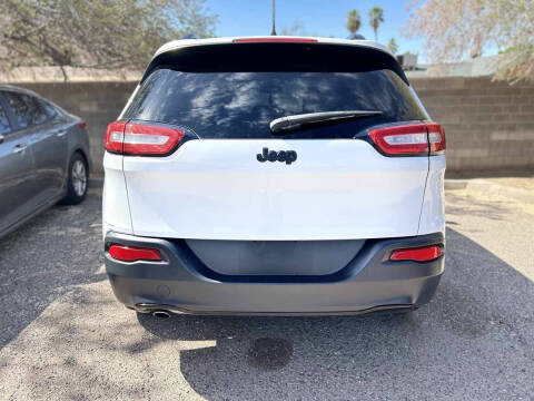 2016 Jeep Cherokee Latitude Altitude
