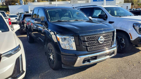 2020 Nissan Titan SV