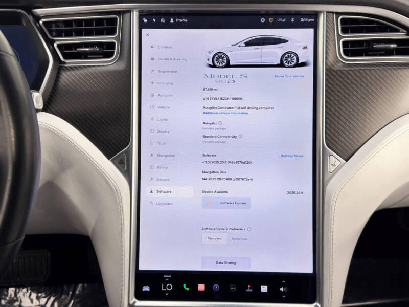 2017 Tesla Model S 90D