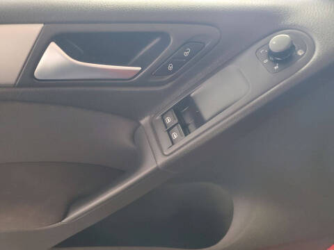 2013 Volkswagen Golf 2.5L PZEV